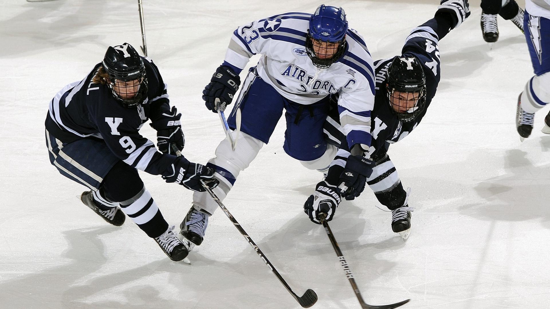 安古伊萨续约在即,那不勒斯锁定中场核心未来