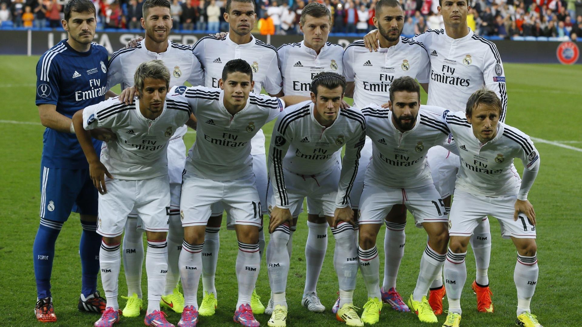 欧冠首轮前瞻，琼斯预测拜仁惊险拔蓝，曼城客战那不勒斯难言轻松